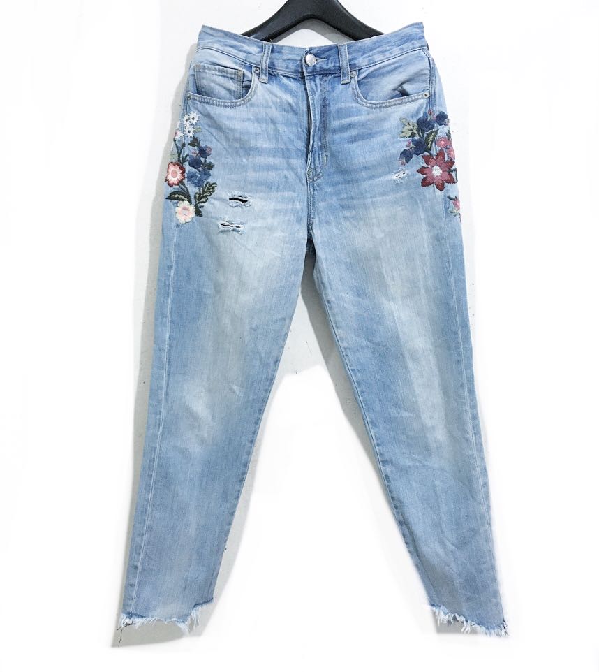American eagle embroidered mom jeans top