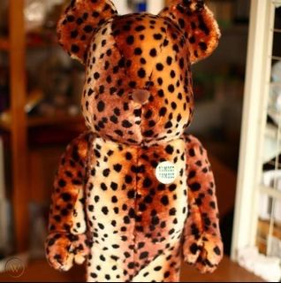 （分類：）位於 。 由 bearbrick1111 提交（商品編號 1084844569，圖片 1）。簡介： 。