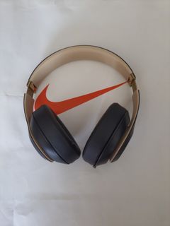 （分類：）位於 。 由 sell_me_good_stuff 提交（商品編號 1084741058，圖片 1）。簡介： 。