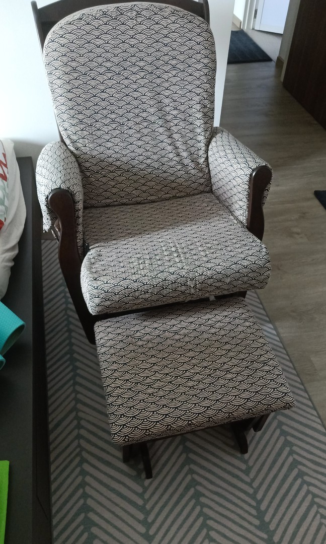 breastfeeding rocking chair, Babies & Kids, Nursing & Feeding, Baby