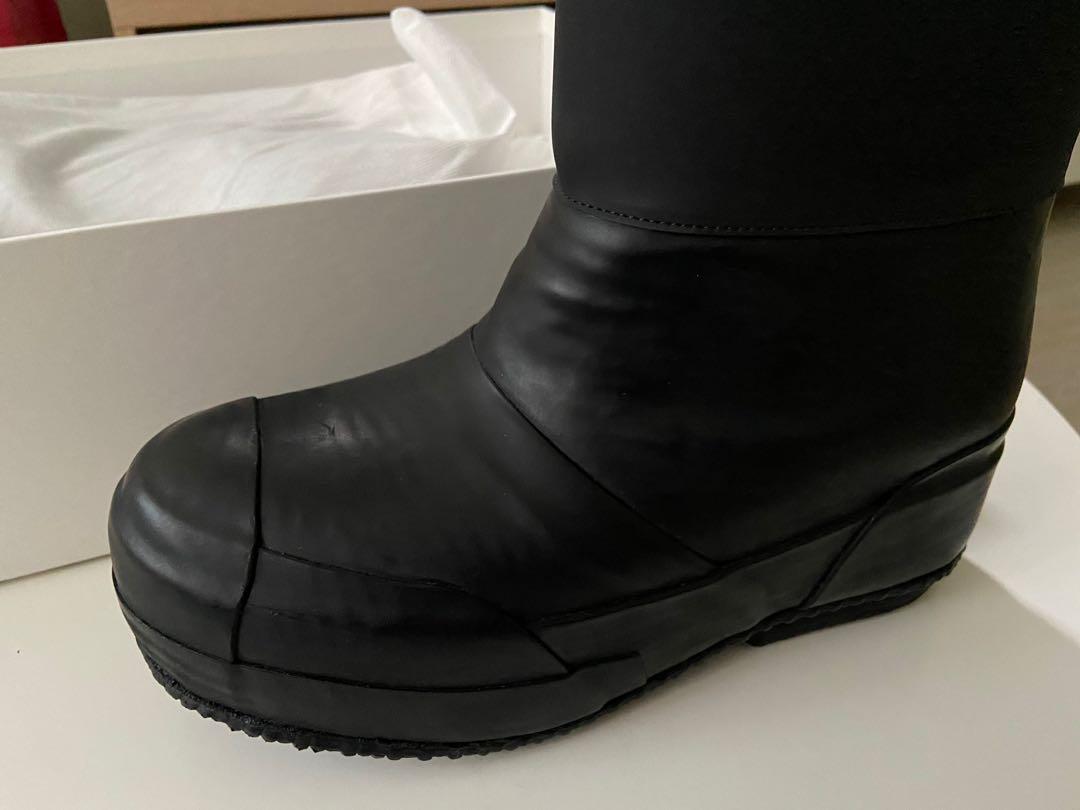 Celine phoebe philo moon boots Loafers Carousell