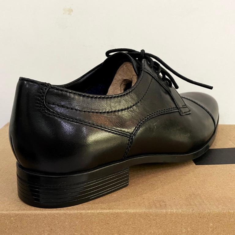 Clarks Conwell Cap leather shoe