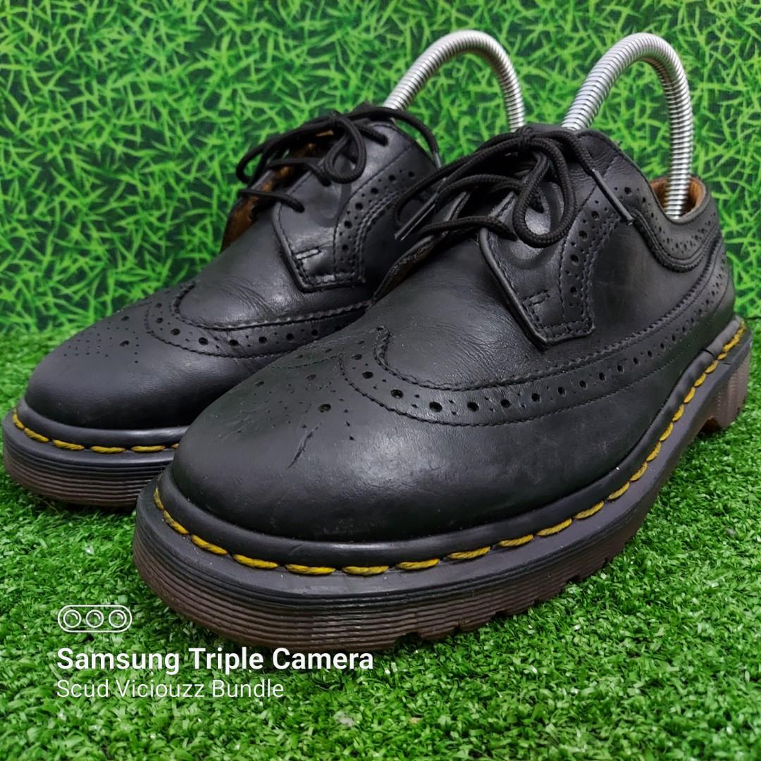Dr marten wingtip sales