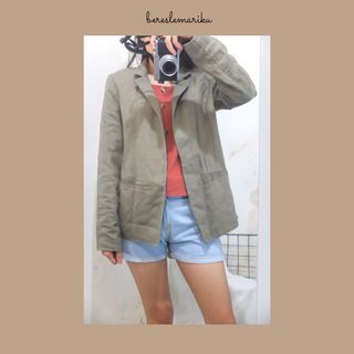 (Kategori: ) berada di . Dikirim oleh fayefave (ID iklan 1084876164, Gambar 1). Deskripsi: .