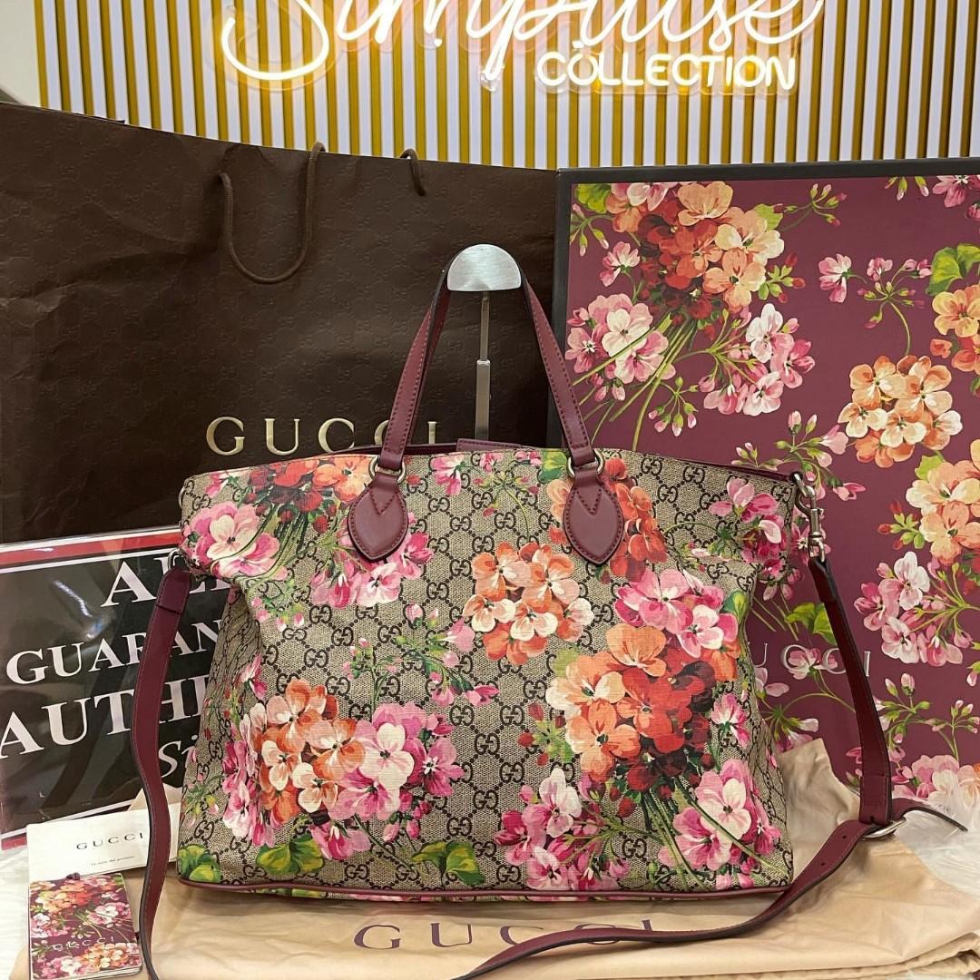 Gucci GG Supreme Canvas Blooms Tote