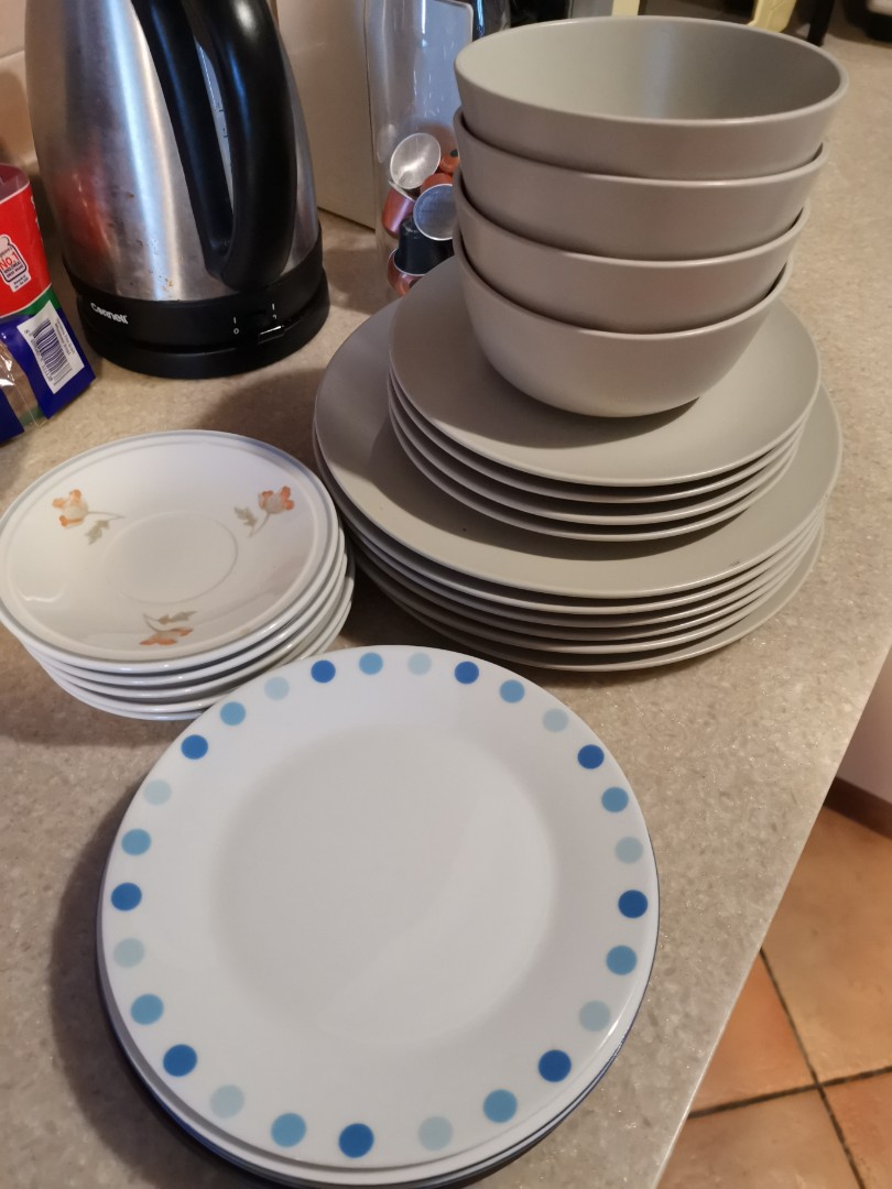 IKEA plates and Bowls, Furniture & Home Living, Kitchenware & Tableware