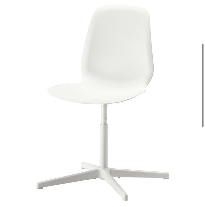 IKEA LEIFARNE Swivel White Chair