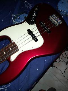 Jazz bass by Fender MIM