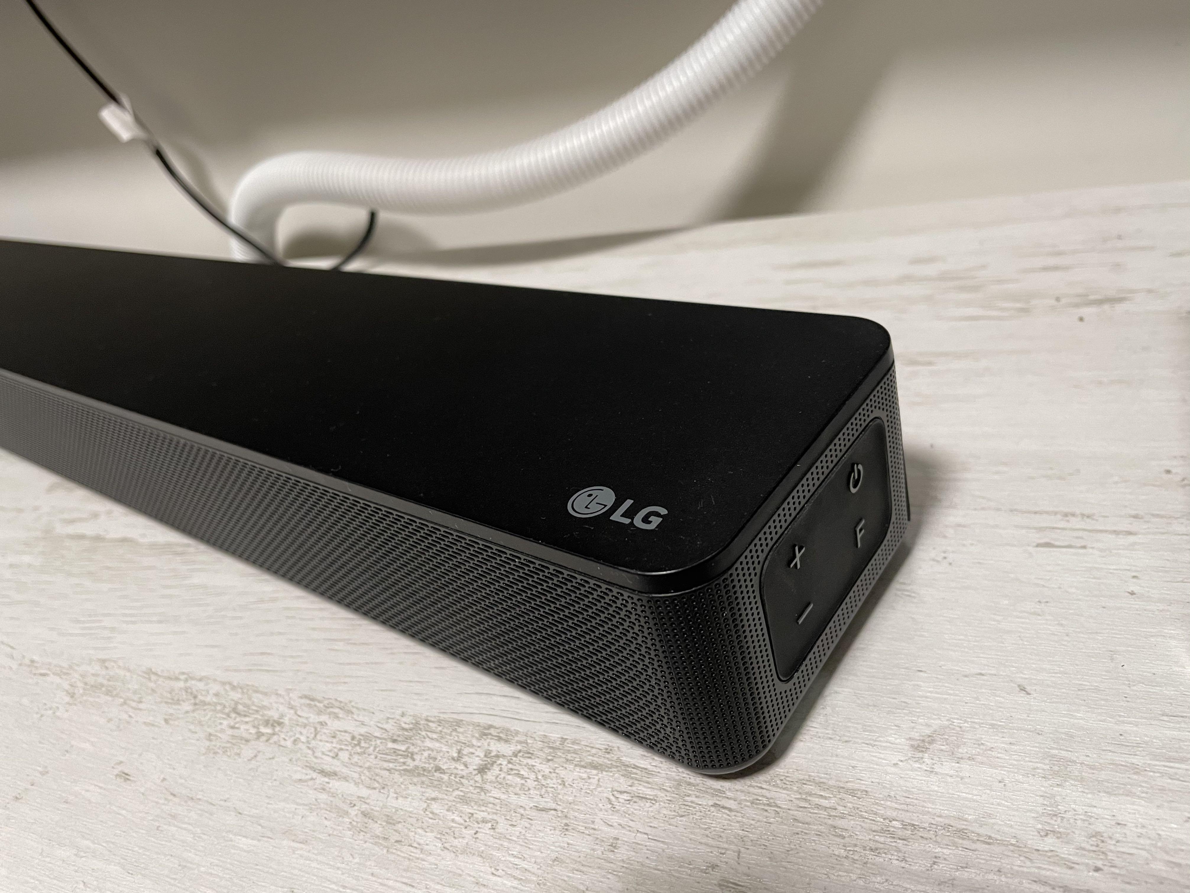 LG SK5 soundbar DTS virtual X Bluetooth High Resolution Audio