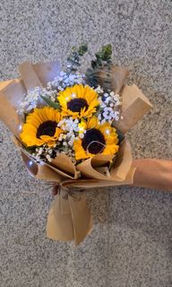 (Category: ) located in . Submitted by futureflorist.sg (Listing ID 1084553304, Image 1). Description: .