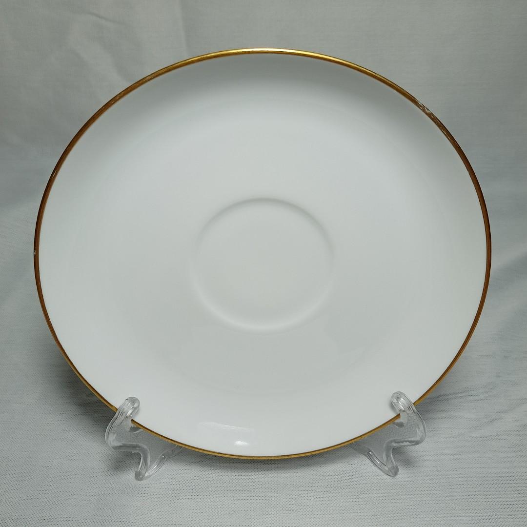 OKURA SAUCER - 100 PHP (Category: Dinnerware & Cutlery) located in Makati City. Submitted by nyxhemera26 (Listing ID 1084724328, Image 2). Description: OKURA SAUCER - 100 PHP • 5.9" D • WITH FADED LINING ON VERY SMALL PART.