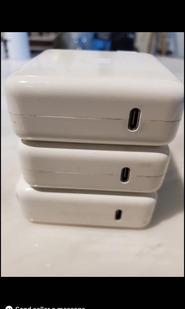Original MacBook USB type C chagers (Category: Chargers) located in Cainta. Submitted by jtc23 (Listing ID 1084837208, Image 1). Description: Original MacBook USB type C chagers. 61w: PHP 2,500 87w: PHP 3,200.