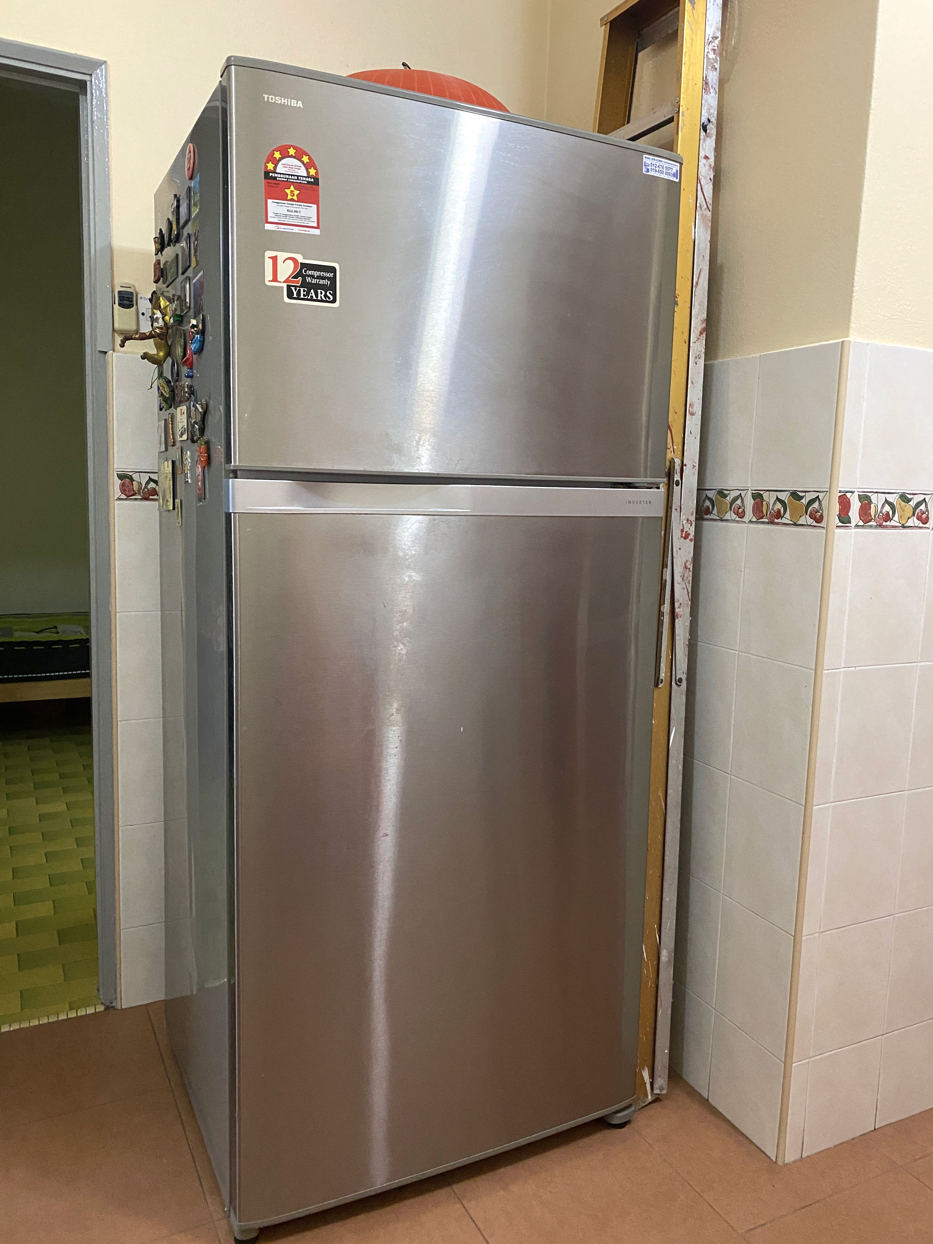 Toshiba 710l shop fridge