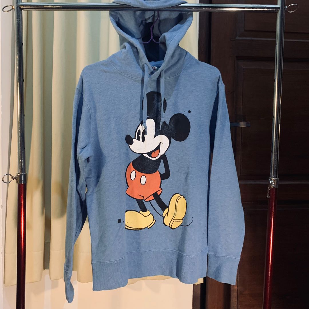 uniqlo x disney hoodie