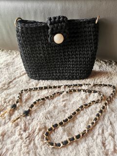 (Category: ) located in . Submitted by iammooncake (Listing ID 1084716169, Image 1). Description: .
