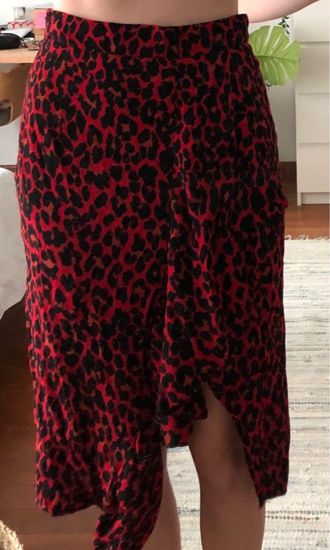 zara red leopard skirt