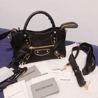 （分類：）位於 。 由 sellingback 提交（商品編號 1079522423，圖片 1）。簡介： 。