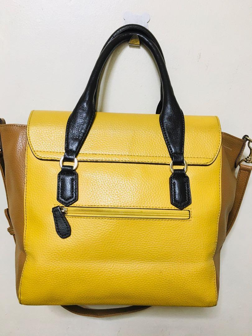 BRAND NEW Brera in yellow color with sling Selling price : Php2000