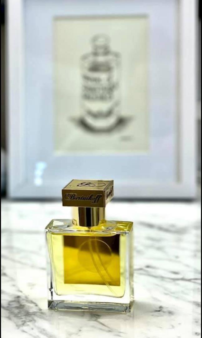 Amber sales cologne bortnikoff