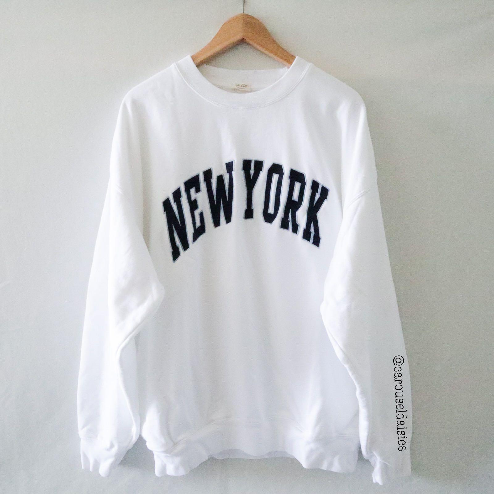 White brandy melville sweatshirt online