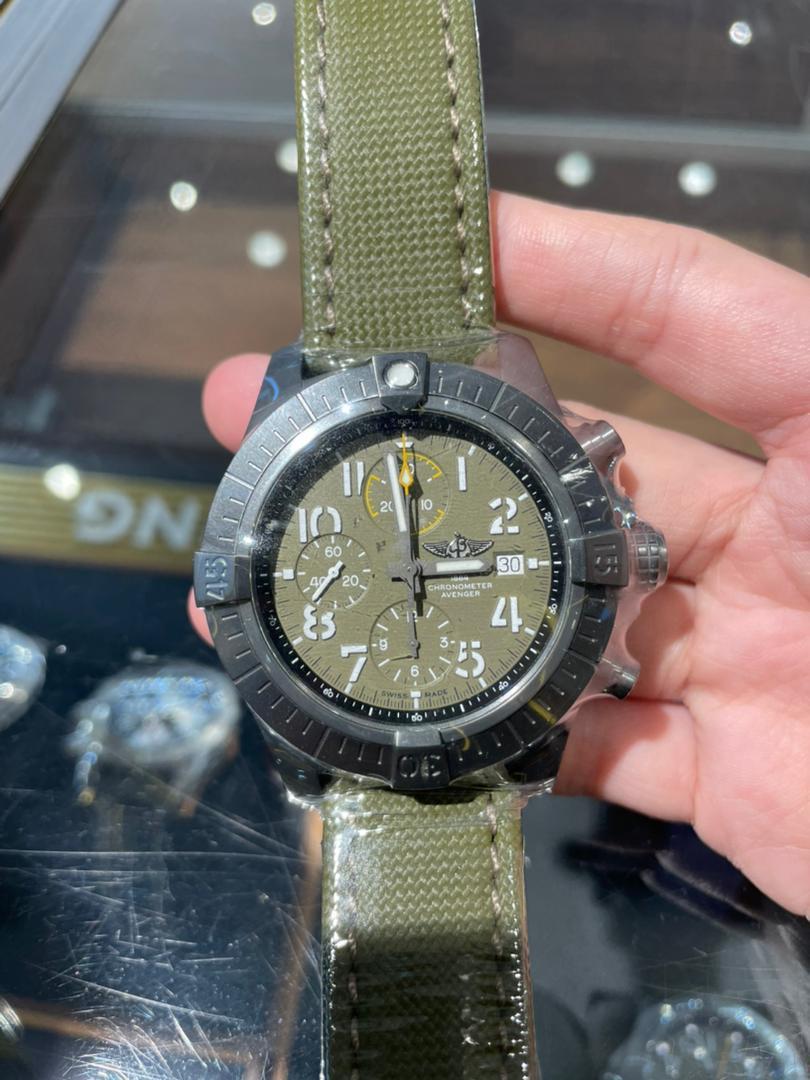 Breitling avenger chronograph hotsell 45 night mission