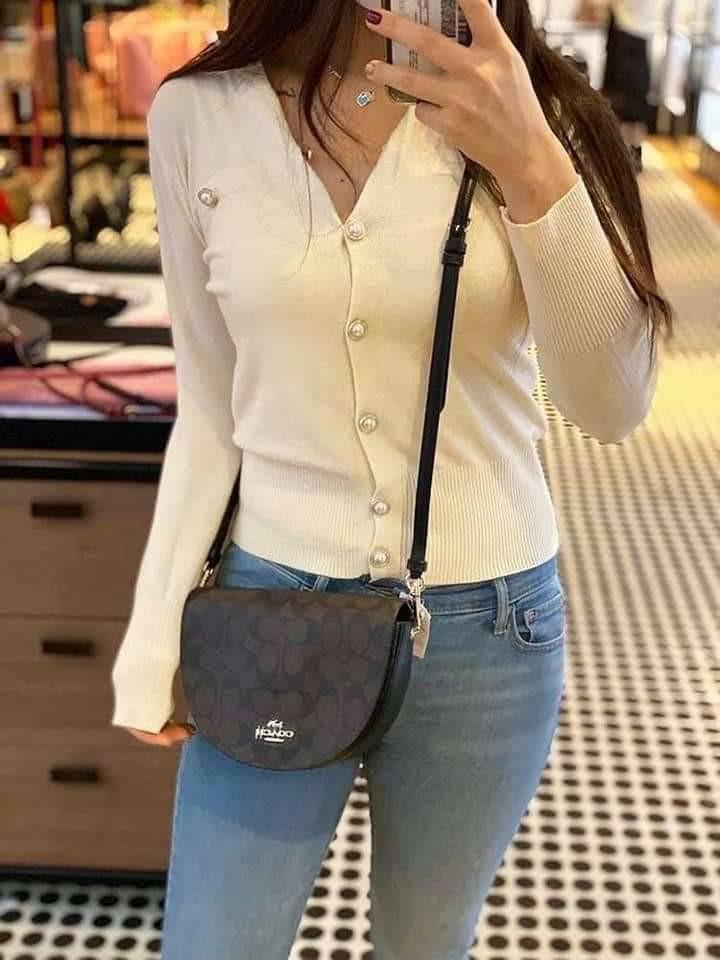 Coach Ellen Crossbody Women S Fashion Bags Wallets Cross Body Bags On Carousell
