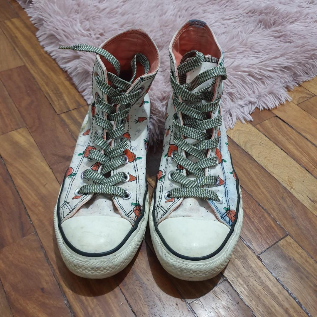 interior Supply Gently Converse Chuck Taylor All Star Limited Edition Strawberry Sneakers, Women's  Fashion, Footwear, Sneakers on Carousell