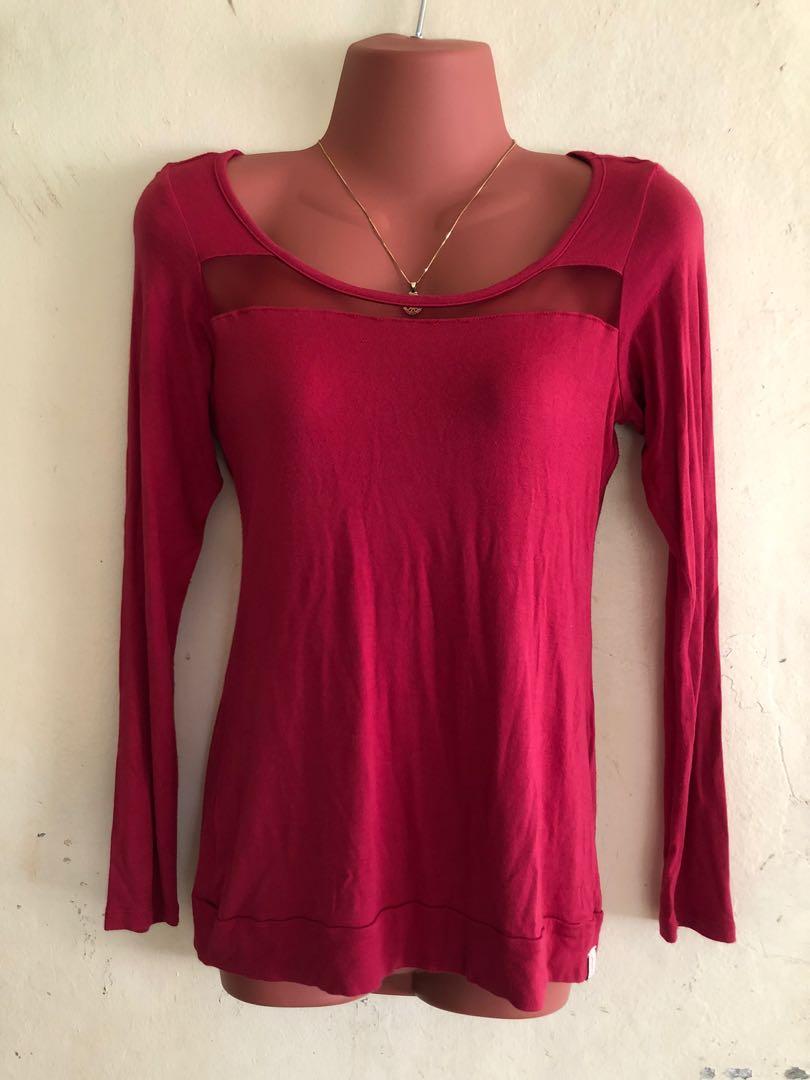 Crissa Longsleeves Shirt (Category: Longsleeves) located in Bulacan. Submitted by le_verne (Listing ID 1079417881, Image 1). Description: Red in color. Cotton fabric. Good condition. Nice in actual..