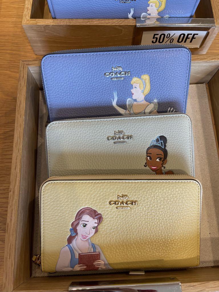 medium id zip wallet coach