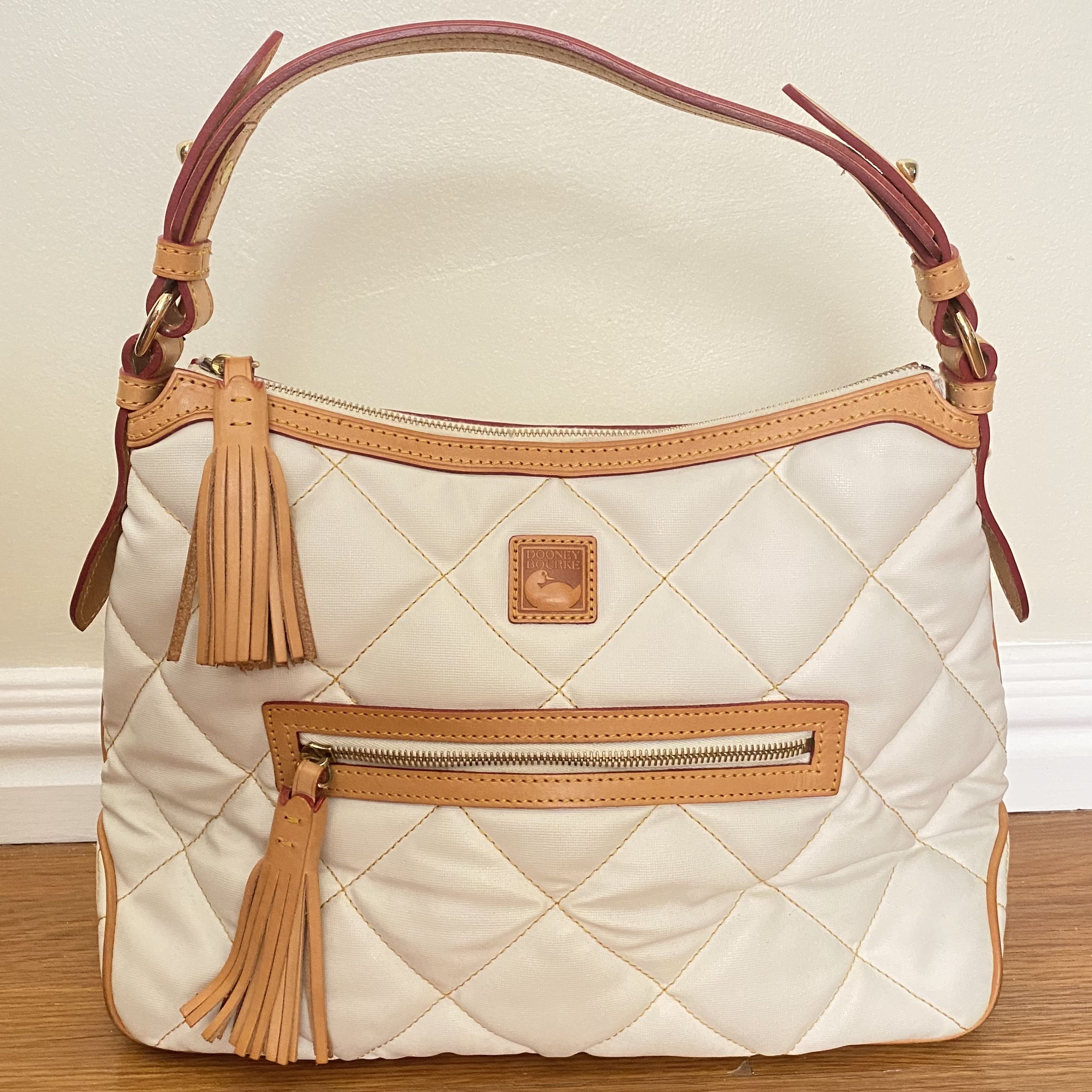 Dooney and bourke quilted satchel deals