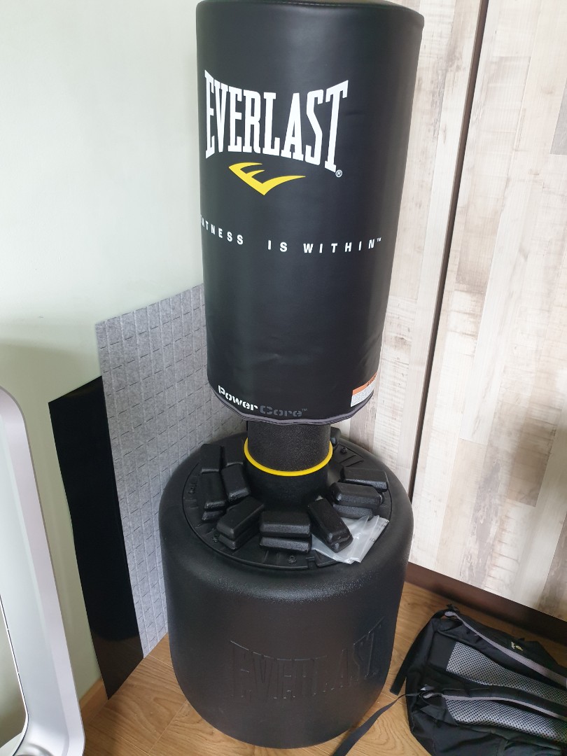 Everlast Boxing Stand, Sports Equipment, Exercise & Fitness, Toning