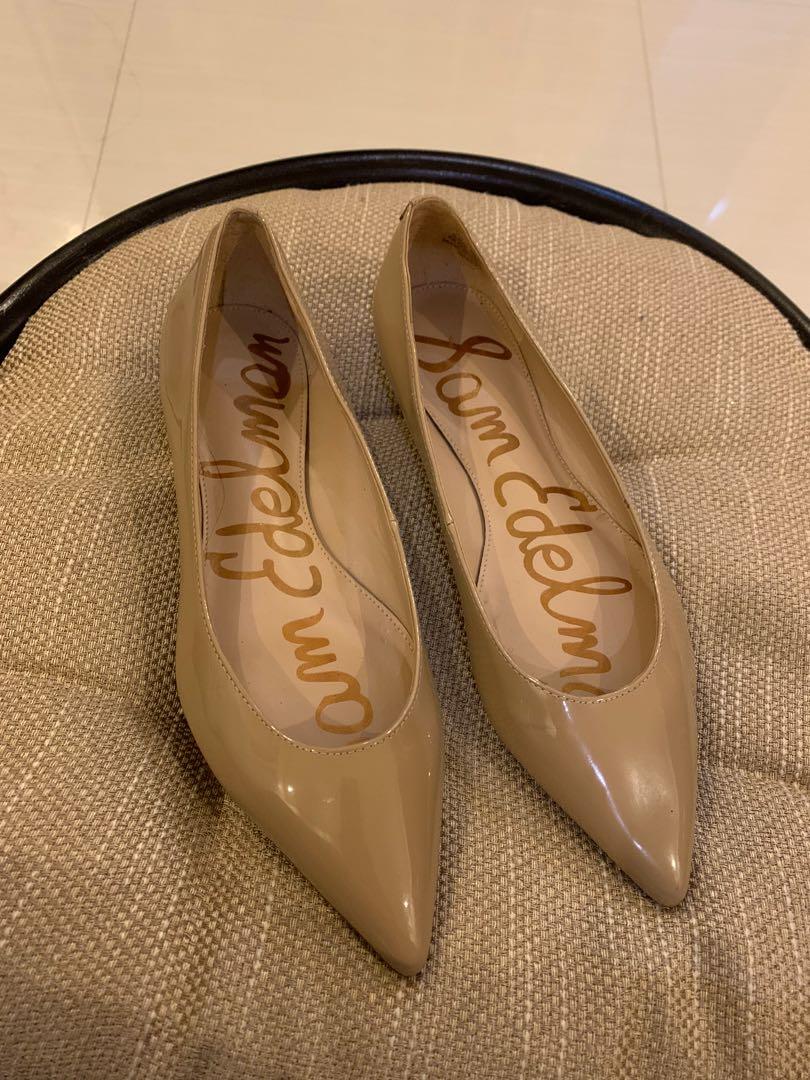 Excellent condition Sam Edelman nude sally pointed flats 5.5. As