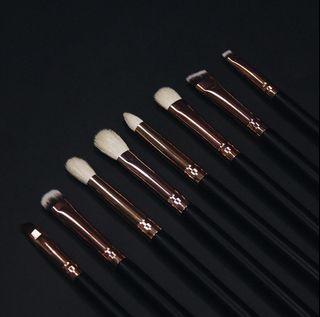 Eye make up brushes (8 pcs)