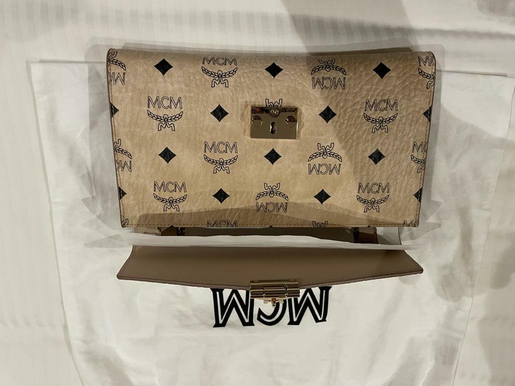 Mcm wallet on chain sale shop