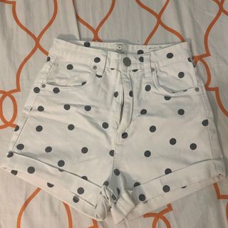 (Category: ) located in . Submitted by malynnn (Listing ID 1079522887, Image 1). Description: .