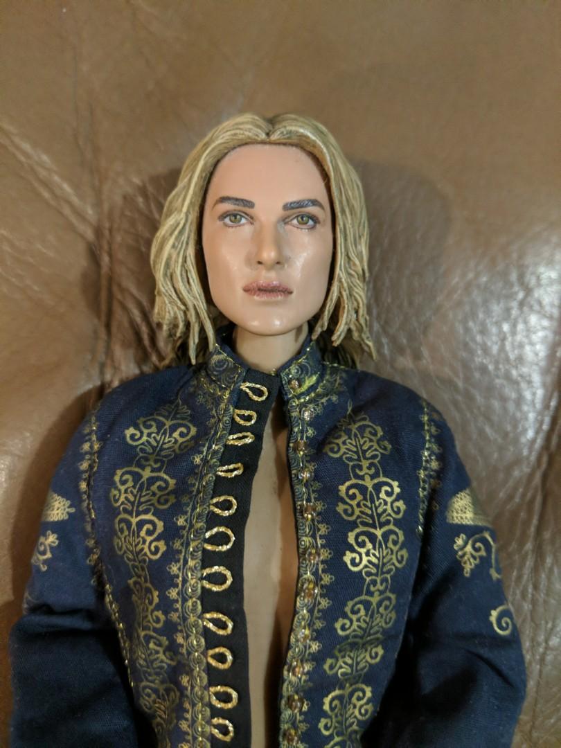 Elizabeth swann action on sale figure