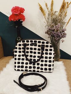 (Category: ) located in . Submitted by summervineza (Listing ID 1079496368, Image 1). Description: .