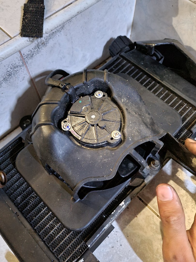 Ktm rc 200 best sale radiator fan price