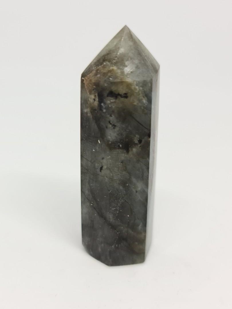 Labradorite Pointer (Category: Precious Stones) located in Singapore. Submitted by green_paradise_sg (Listing ID 1079421214, Image 3). Description: .