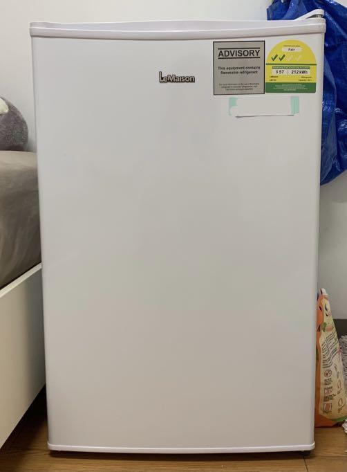 Le maison deals mini fridge