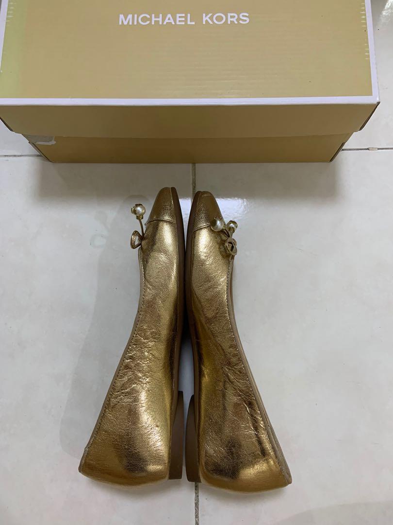 MICHAEL KORS GIA BALLET METALLIC GOLD LEATHER Women s Fashion