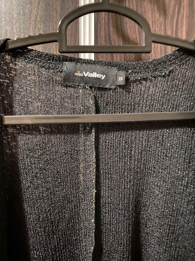 Mini jacket (Category: Coats, Jackets and Outerwear) located in Singapore. Submitted by mandy336 (Listing ID 1079505719, Image 2). Description: .