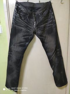 （分類：）位於 。 由 qwe12312300 提交（商品編號 1079385202，圖片 1）。簡介： 。