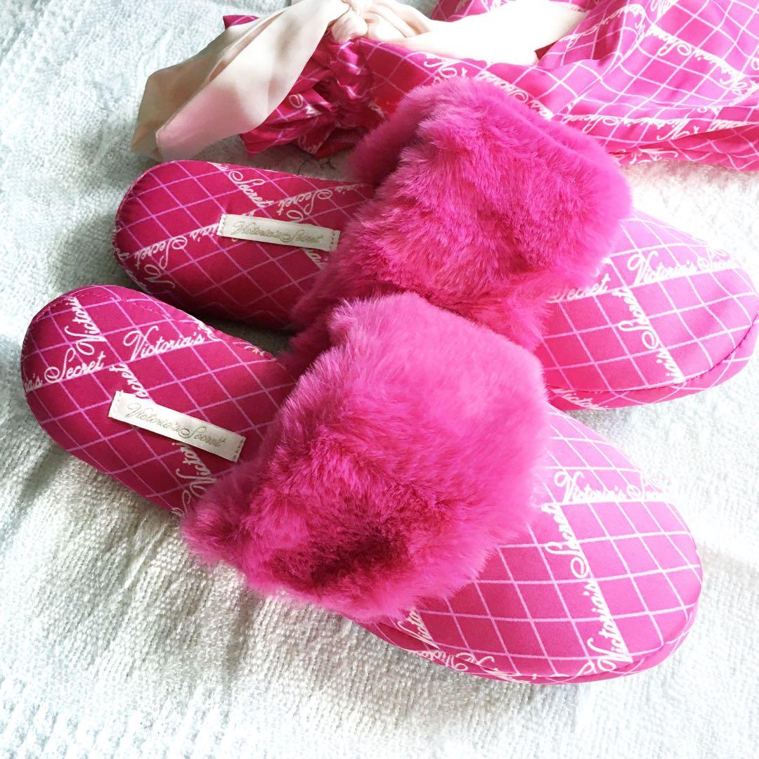 Victorias secret on sale pink slippers