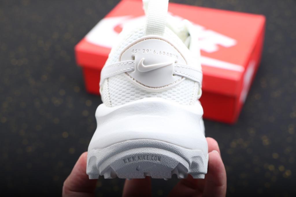nike white tc 7900 sneakers