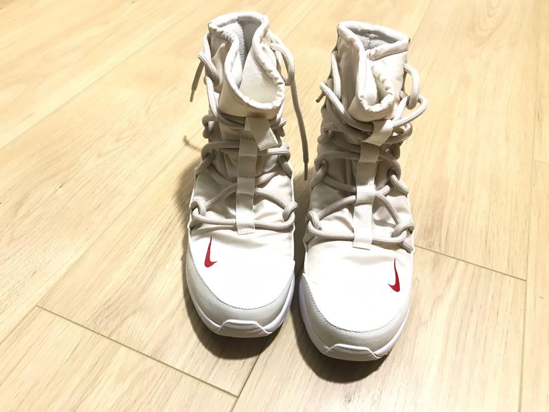 Nike Women s Tanjun High Rise Shoes Phantom Women s Fashion