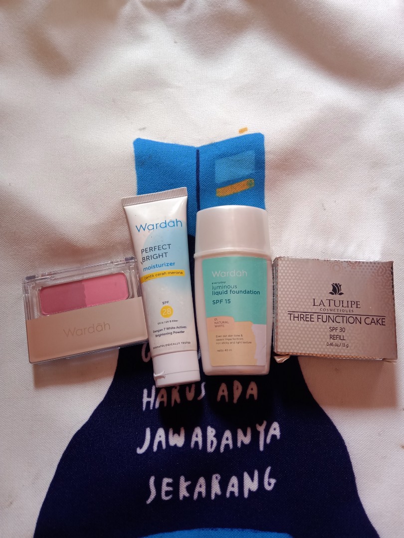 Take All Make Up Wardah Latulipe Kesehatan Kecantikan Rias Wajah Di Carousell