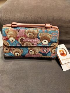 (Category: ) located in . Submitted by prada9090 (Listing ID 1079529548, Image 1). Description: .
