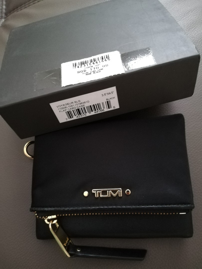 tumi flap card case
