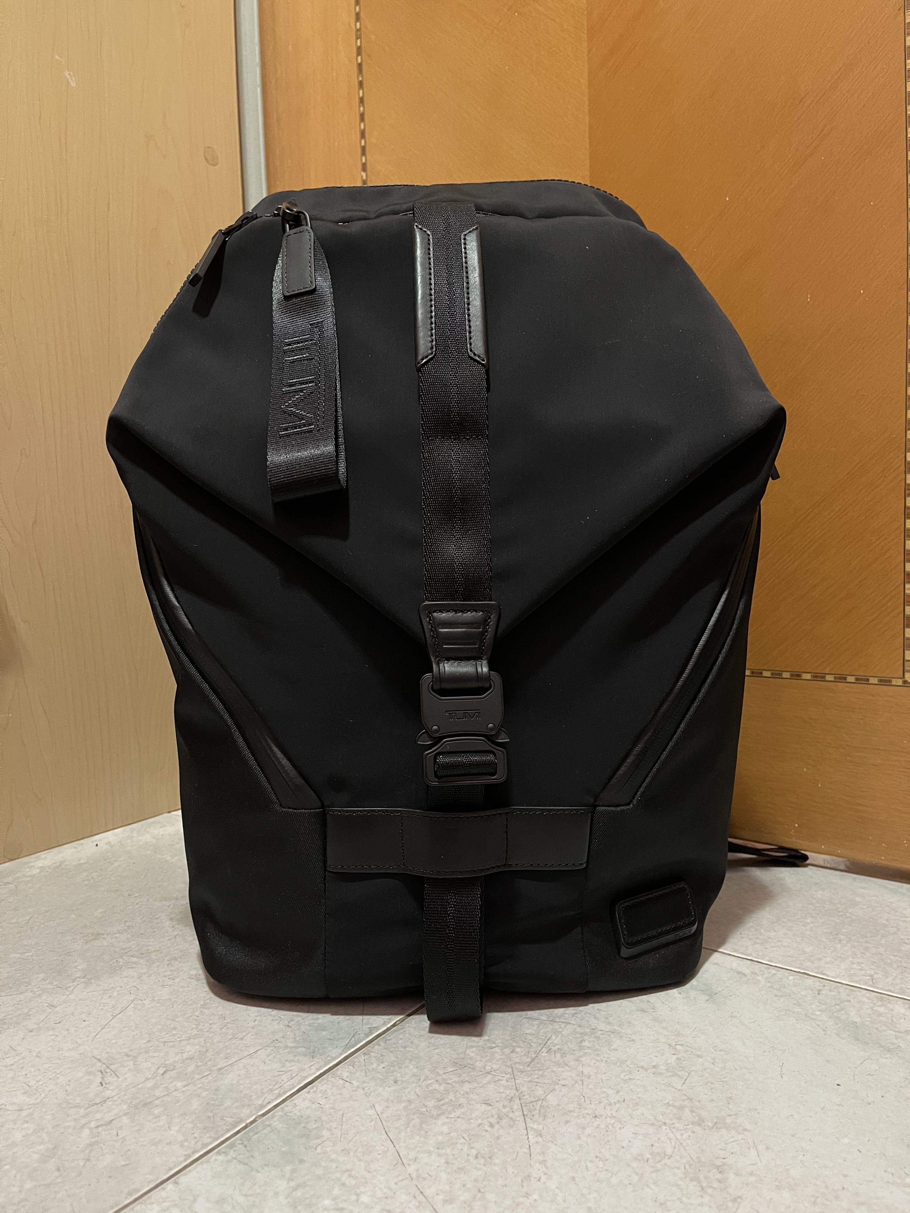 Tumi tahoe finch shop